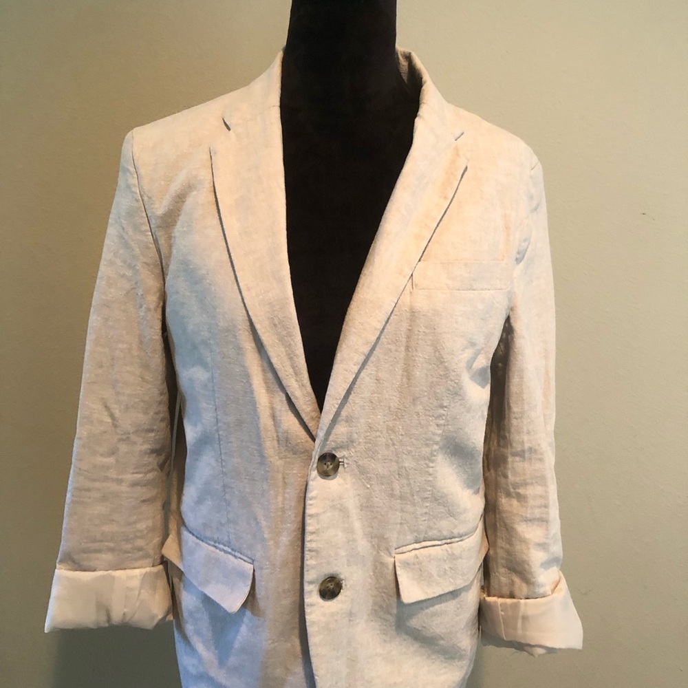 Old Navy Cream Sport Coat with Notched Lapels and Tailored Fit